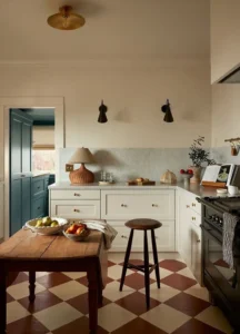 Scopri di più sull'articolo Sorprendente e con Carattere: Questa Casa Accogliente Ci ha Conquistati