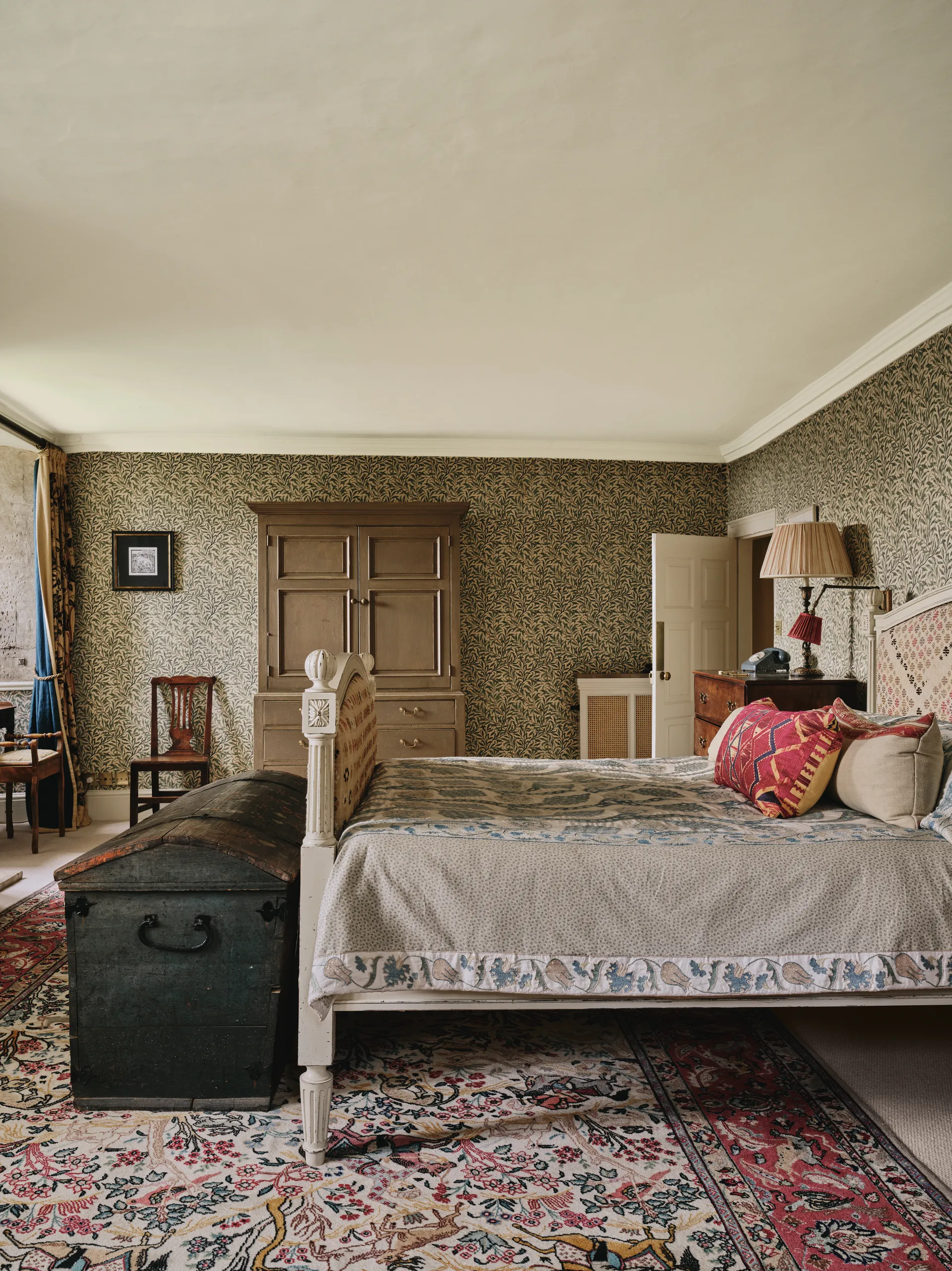 Un Vecchio Tribunale Inglese Trasformato in un'Elegante Dimora di Charme 9 Un Vecchio Tribunale Inglese Trasformato in unElegante Dimora di Charme 1
