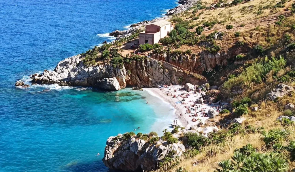 cala tonnarella uzzo riserva zingaro